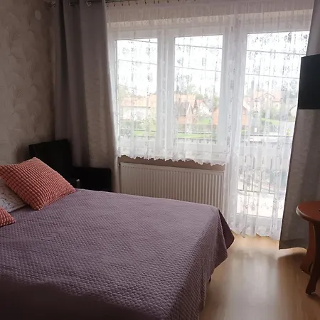 Duzy Z Trzema Sypialniami Apartman